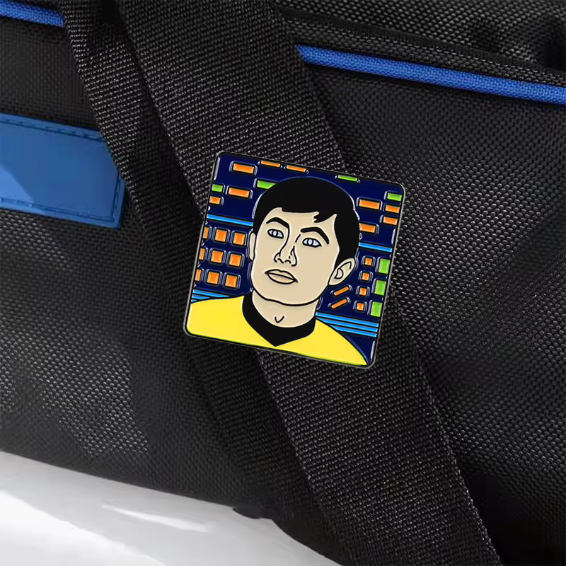 Star Trek Emaille-Pin, Captain Logo Abzeichen, Unisex - Bild 2