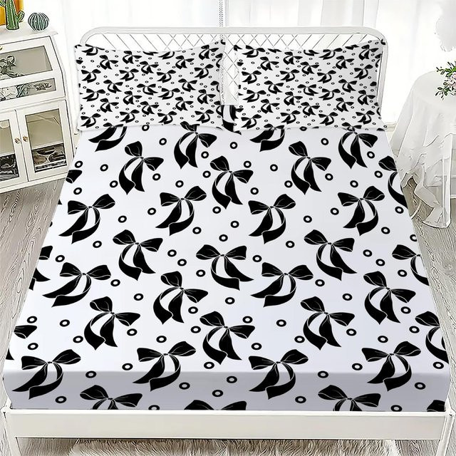 Personalisierte Bettwäsche mit Schleifen-Design von Lodestar, Set aus Bettbezug und Kissenbezug, Farbe Weiß, Material Mikrofaser, B/T/H: 120 x 220 x 25 cm und 90 x 200 cm - Bild 1