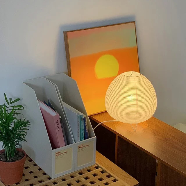 Japanische LED Tischlampe aus weißem Reispapier für Wohnzimmer und Schlafzimmer in warmweißem Licht - Bild 1