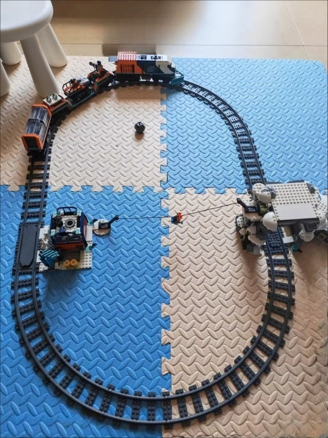 Disney Schienen-Passagierzug-Bausteinmodell, Fahrzeuge, Kunststoff, Bunt / Mehrfarbig - Bild 3