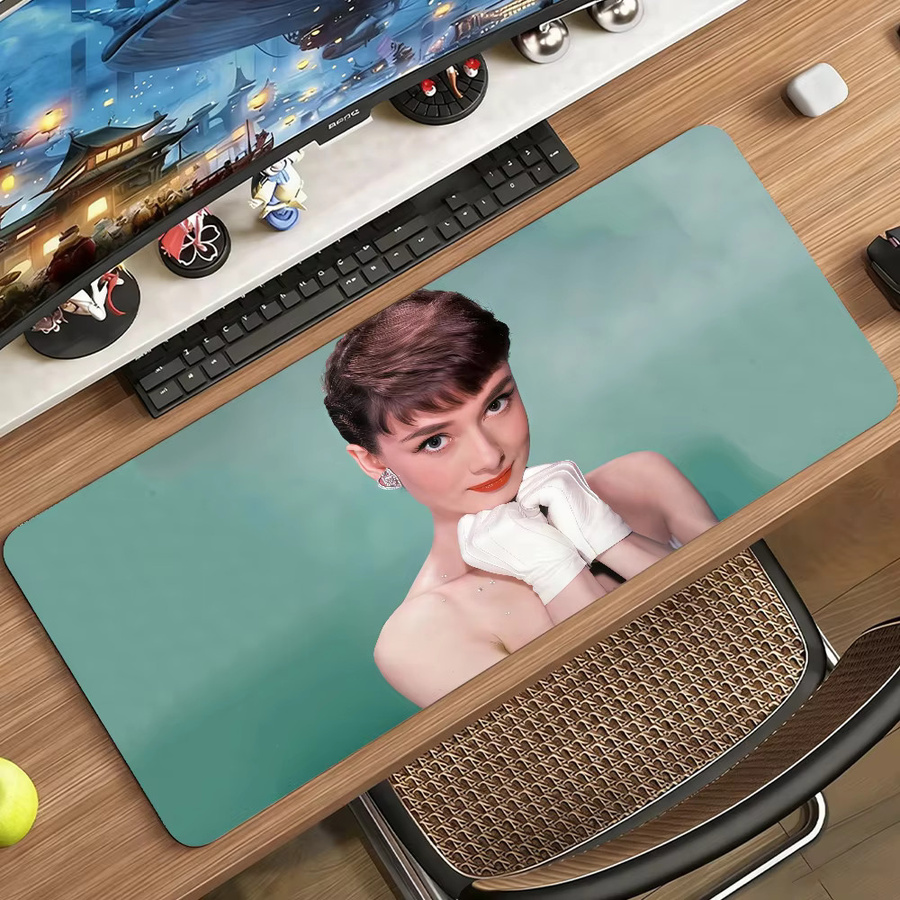 Großes XXL Gaming Mousepad mit Audrey Hepburn Motiv in Multicolour, rutschfeste Schreibtischunterlage aus Gummi für PC und Laptop - Bild 2