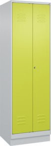C+P Spind Classic PLUS mit Sockel, 2 Abteile, Viridingrün/Grau, H x B x T: 195 x 60 x 50 cm, mit Zylinderschloss - Bild 1