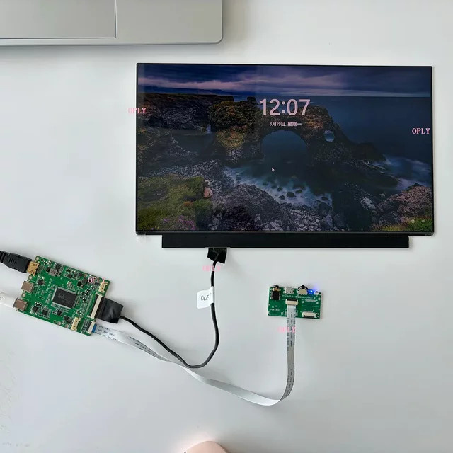 OPLY OLED ATNA33XC11 Laptop Display Panel 13,3 Zoll Full HD 1920x1080 mit Typ-C und Mini HDMI Board Kit in Schwarz - Bild 1