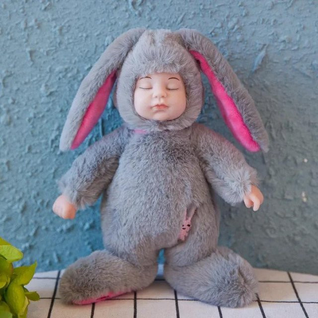 Fashnics Weichkörper-Babypuppe, Plüschtier, grau, ab 14 Jahren - Bild 1