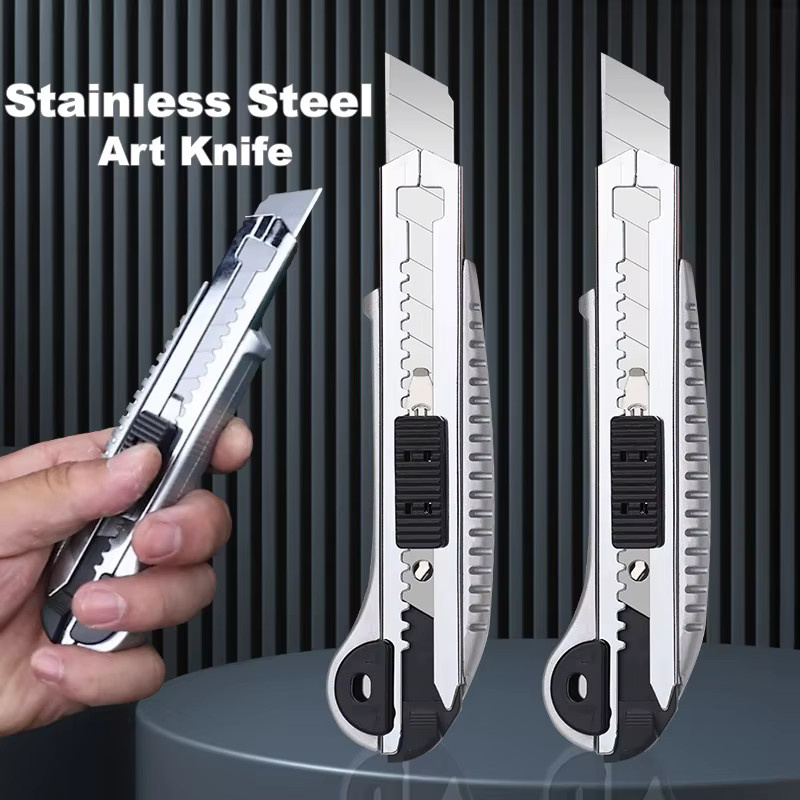 Einziehbares Allzweckmesser aus Edelstahl in Silber mit 5 Klingen und Aufbewahrungsdesign - Bild 2
