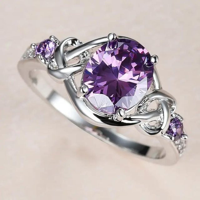 Huitan Ring, ovaler lila Zirkonia, Silber, Damen - Bild 1