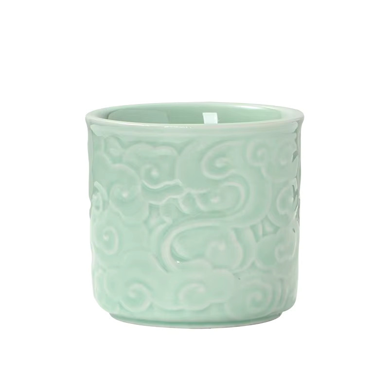 Celadon Relief Master Kung Fu Teetasse aus Keramik in Grün und Gelb - Bild 2
