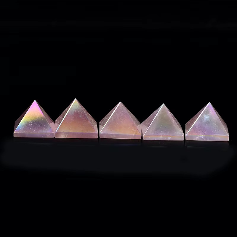 RYCRYSTAL Rosenquarz Pyramide in Pink als natürlicher Heilstein für Reiki und Chakra-Energie - Bild 2