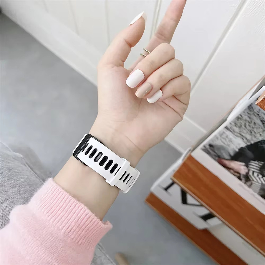 Xiaomi Uhrenarmband Silikon, 22mm, Schwarz, Unisex - Bild 3