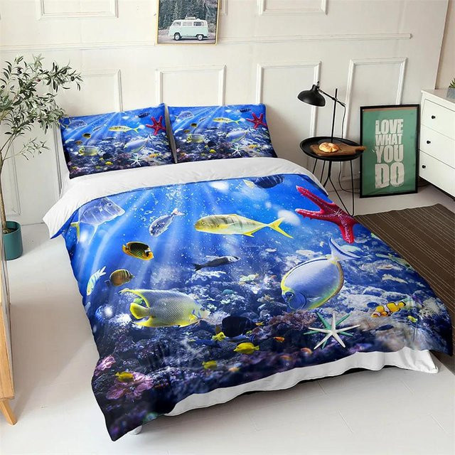 Bettwäsche Set Ozean mit 3D Fisch-Motiv in Blau von Your Warm Home, bestehend aus Bettbezug und Kissenbezügen aus Polyester, B/H: 135 x 200 cm, Kissen: 50 x 70 cm - Bild 1