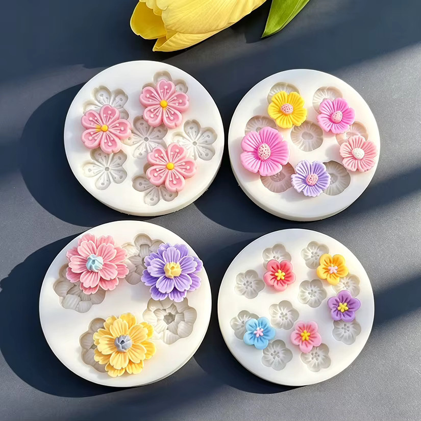 Fengying Silikon Backform Sakura und Gänseblümchen für Schokolade, Fondant und Cupcakes in Braun und Weiß - Bild 3