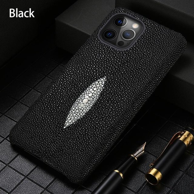 Echte Rochenleder Handyhülle für iPhone 16 Pro Max, 15 Pro Max, 14 Pro Max und weitere Modelle in Schwarz - Bild 1