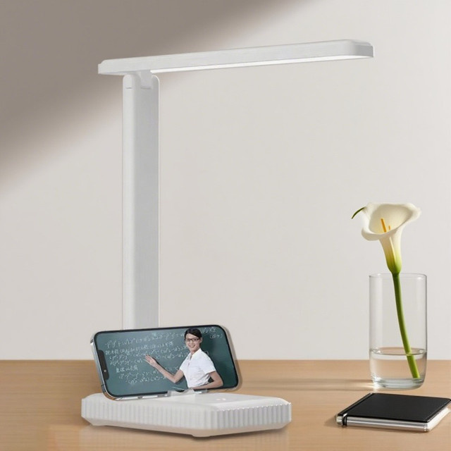 Lyfs LED-Tischlampe in Weiß, dimmbar per Touch, USB wiederaufladbar und faltbar für Schreibtisch und Schlafzimmer - Bild 1