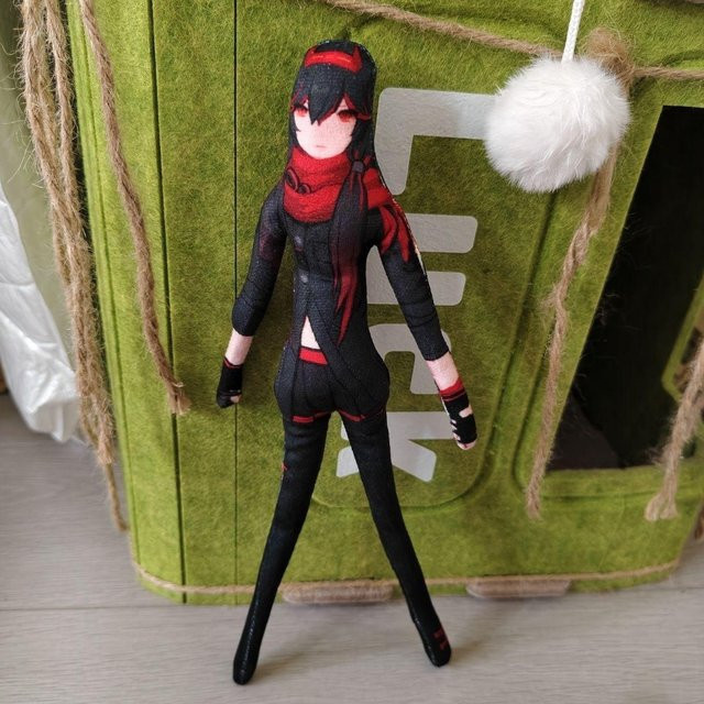 Yiran toy Punishing Gray Raven Lucia Watanabe Nanami Liv Plüschpuppe, zweiseitig wendbares Gesicht, 28cm, ab 18 Jahre - Bild 1