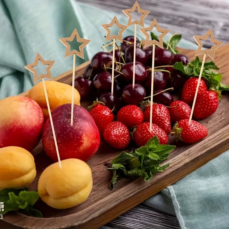 50 Einweg Bambus Spieße in Sternform in Gold und Silber für Buffet, Obst und Cocktails - Bild 5