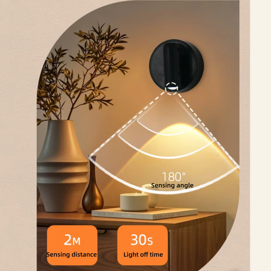 KISUFU Magnetische Kabellose LED-Wandleuchte mit RGB und CCT, USB-betrieben, Dimmbar mit Touch-Schalter, 360 Grad Drehbarer Moderner Spotlight in Multicolour für Schlafzimmer und zum Lesen - Bild 1