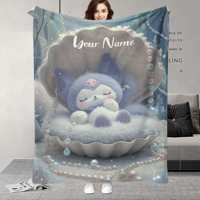 ZIZ Kuscheldecke mit individuellem Namen in Blau mit Muschel- und Perlenmuster sowie Plüschtierfoto - Bild 1