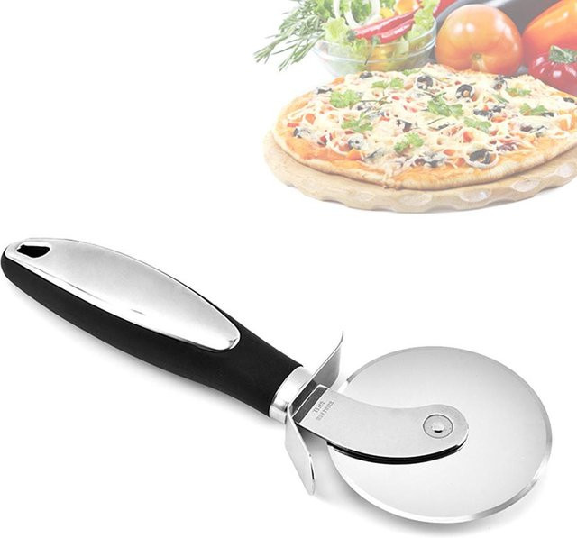 TOMTOP JMS Pizzaschneider mit Edelstahl-Rad und rutschfestem Griff in Silber - Bild 1