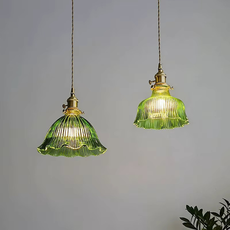 Ramalho Pendelleuchte aus grünem Glas mit Gold/Messing-Details, E27 Kronleuchter für Esszimmer und Küche - Bild 2