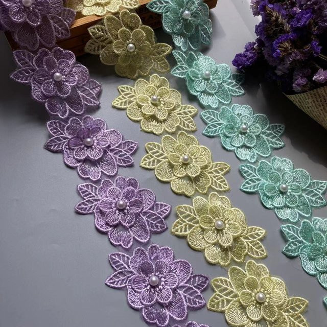 GXINUG 10er Set Bestickte Blumen-Applikationen mit Perlen und Spitzenrand in Grün und Gold, Größe: 7,5 x 8 cm für DIY Näharbeiten und Hochzeitskleider - Bild 1