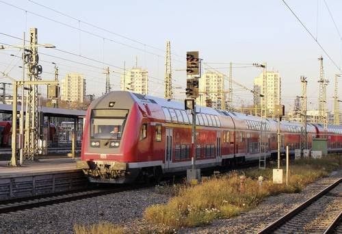 Piko H0 Doppelstockwagen der DB AG Steuerwagen 2. Klasse 58805 - Bild 1