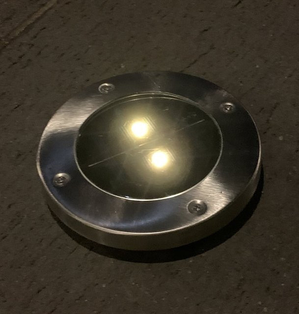 2er Set Solar Bodenleuchten für den Garten aus Edelstahl mit LED und Dämmerungssensor, Höhe: 12 cm, Farbe: Silber - Bild 1