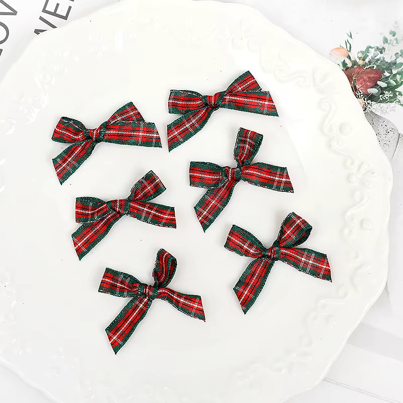 50 Stück ZQCXLD Weihnachts-Stoffschleifen in Rot und Grün, kariertes Nähzubehör für Weihnachtsbaum-Anhänger und Scrapbooking - Bild 3
