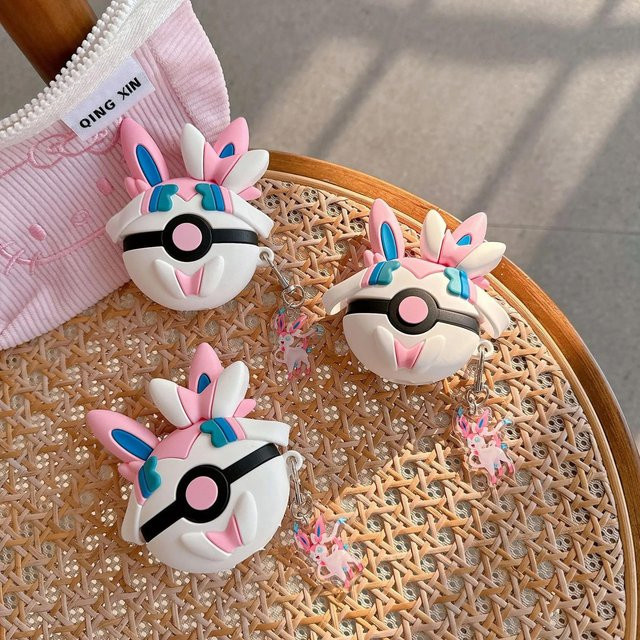 Silikonhülle für Apple AirPods 4 mit Pokemon Sylvean Design und Schlüsselanhänger in Braun und Multicolour - Bild 1