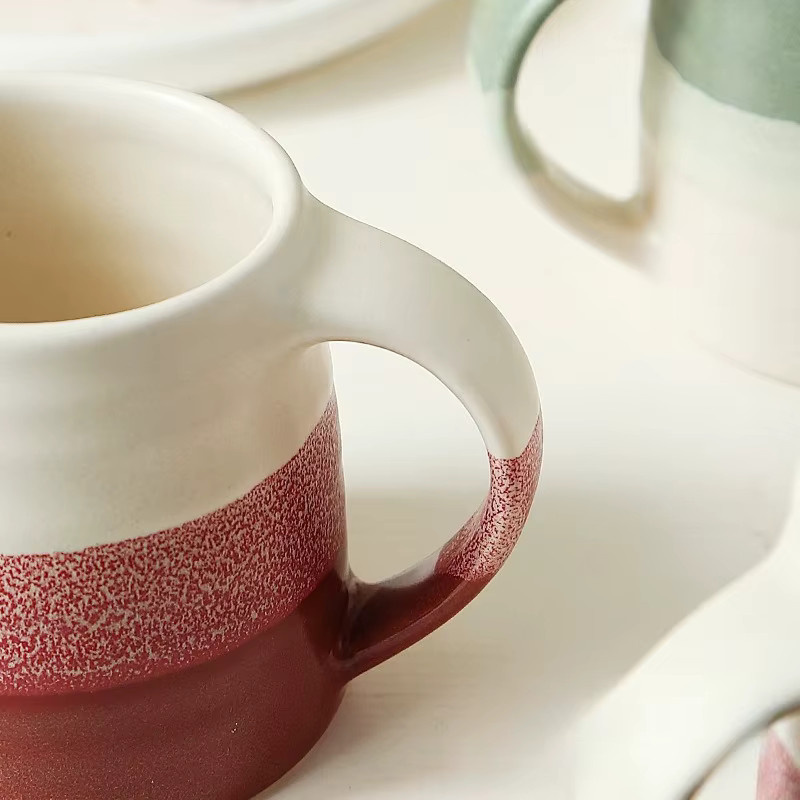 Keramiktasse im Retro-Stil in Rot und Mehrfarbig, kleine Kaffeetasse aus Keramik, ofenfest - Bild 3