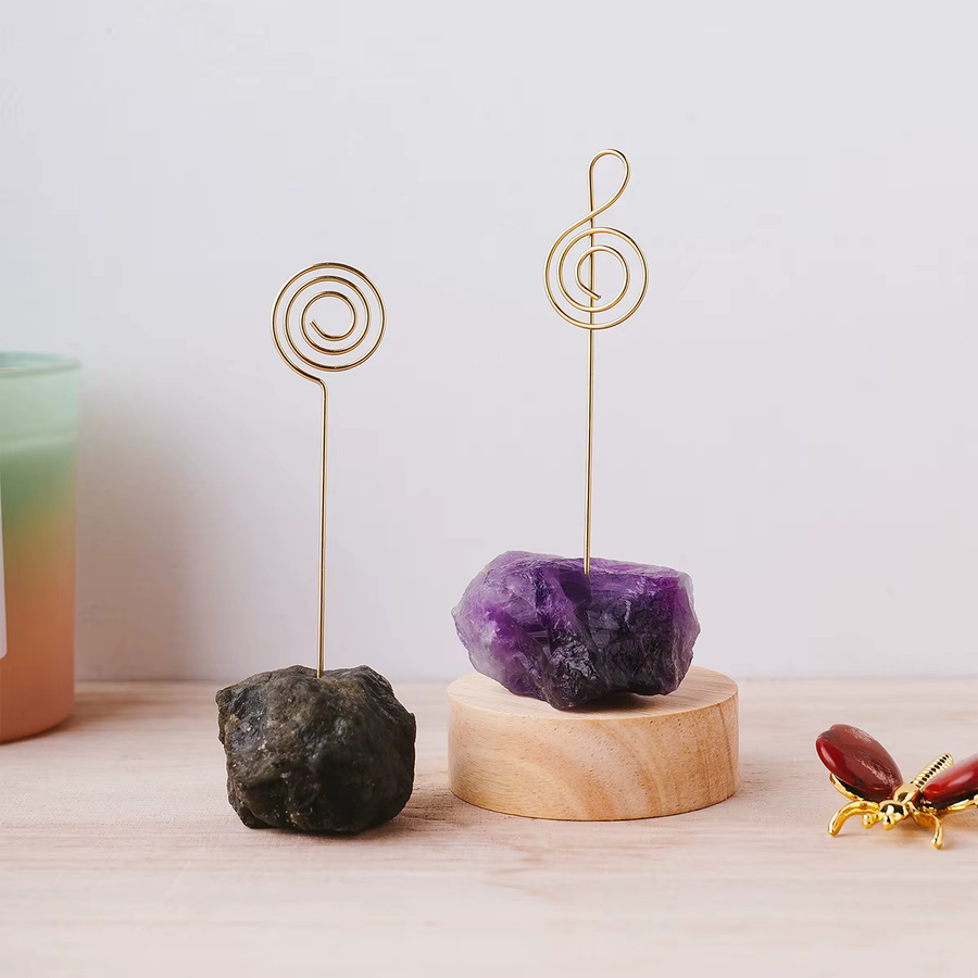 Runyangshi Natürlicher Kristall Amethyst und Aventurin Rohstein als Tischdekoration mit Memo Clip in Lila - Bild 1