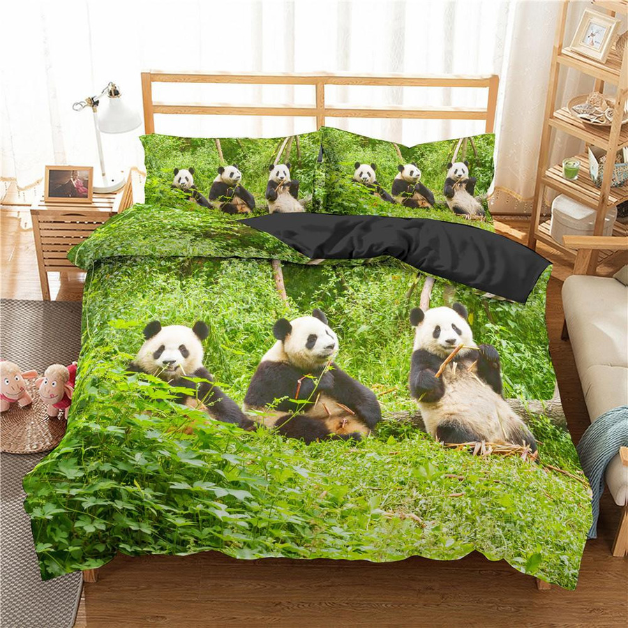 Panda Bettwäsche-Set von JMG Household Supplies in Schwarz-Weiß mit Bambuszweig-Motiv, 2-teilig oder 3-teilig, B/H: 135 x 200 cm - Bild 2