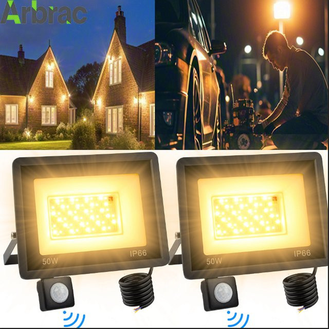 Arbrac LED-Flutlicht mit PIR-Bewegungssensor in Schwarz, 150W, warmweißes Licht, wasserdichter Außenstrahler für Garten und Garage - Bild 1