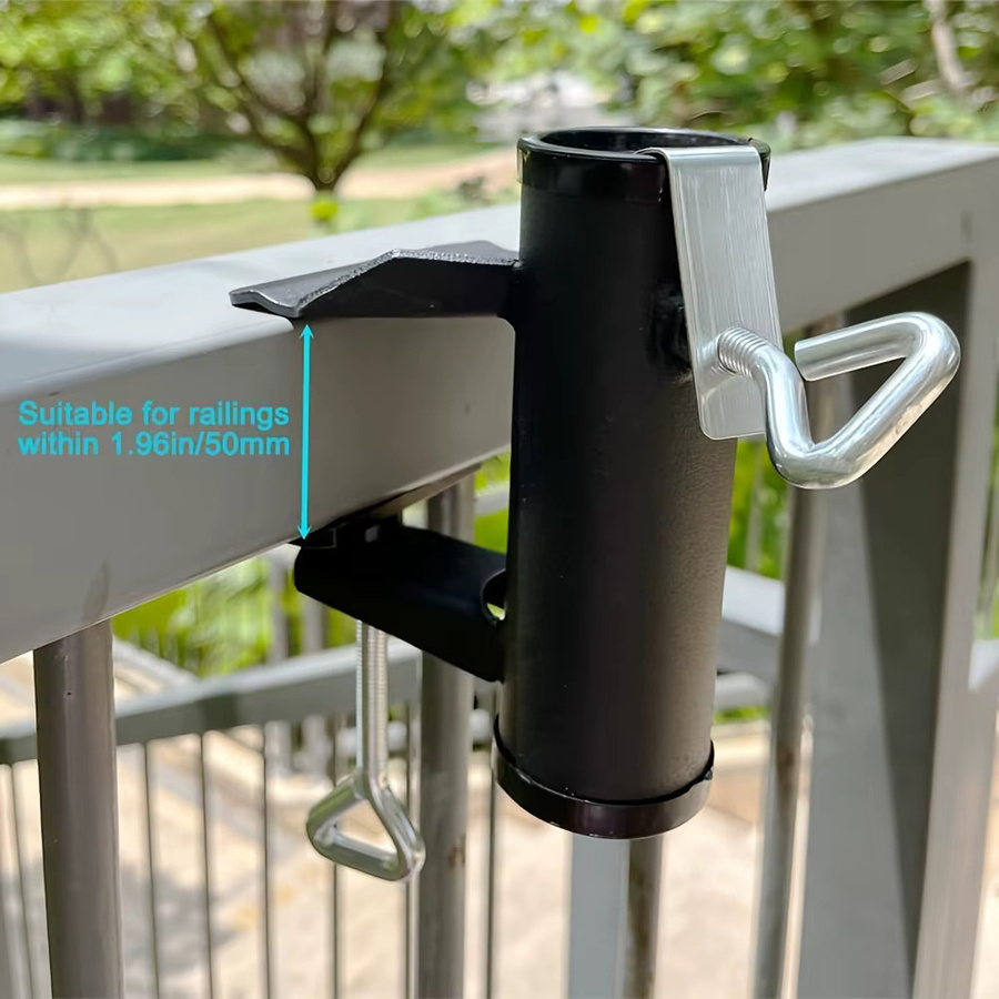 Schwarzer Regenschirm-Halter aus Metall als Befestigungs-Clip für Balkon und Terrasse - Bild 3
