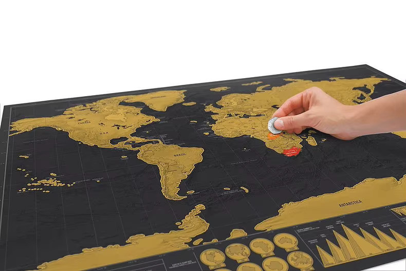 Personalisierte Scratch-off Weltkarte als Geschenk für Erwachsene in Multicolour - Bild 2
