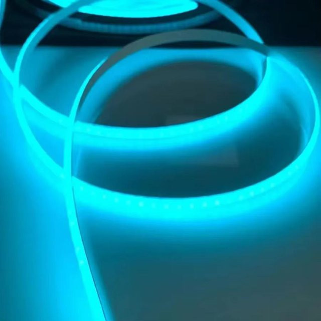 GuangZhouZhenqin COB LED Streifenlicht Blizzard Blau, 10m Flexibles Bandlicht mit 240 LEDs, 220V, Smart IC, Hohe Helligkeit RA95 - Bild 1