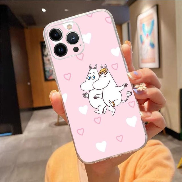 Handyhülle mit Mumin Motiv für iPhone 11 12 13 14 Pro Max und weitere Modelle in Pink - Bild 1