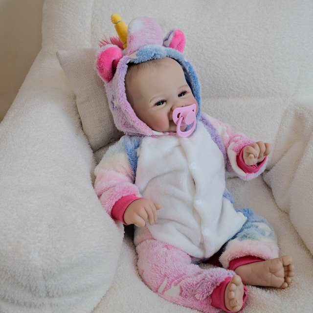 NPK Vivienne 19 Zoll Babypuppe aus Vollvinyl in Weiß und Bunt mit handbemaltem Haar und 3D-Haut für ein lebensechtes Erlebnis - Bild 1