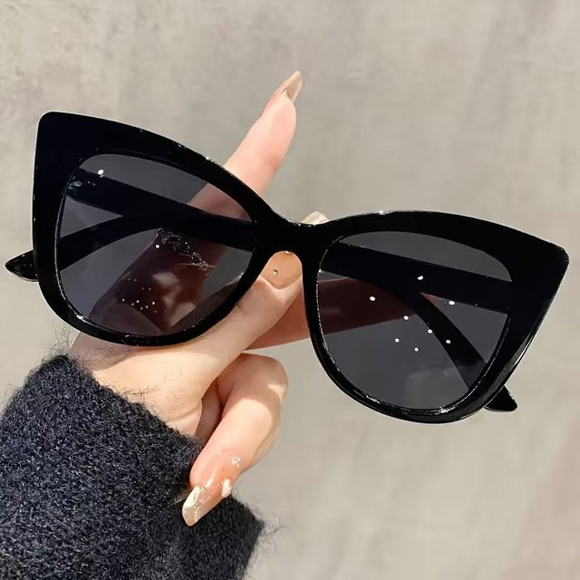 CAIPAI Cat-Eye Sonnenbrille, Vollrand, Schwarz, Kunststoff - Bild 1