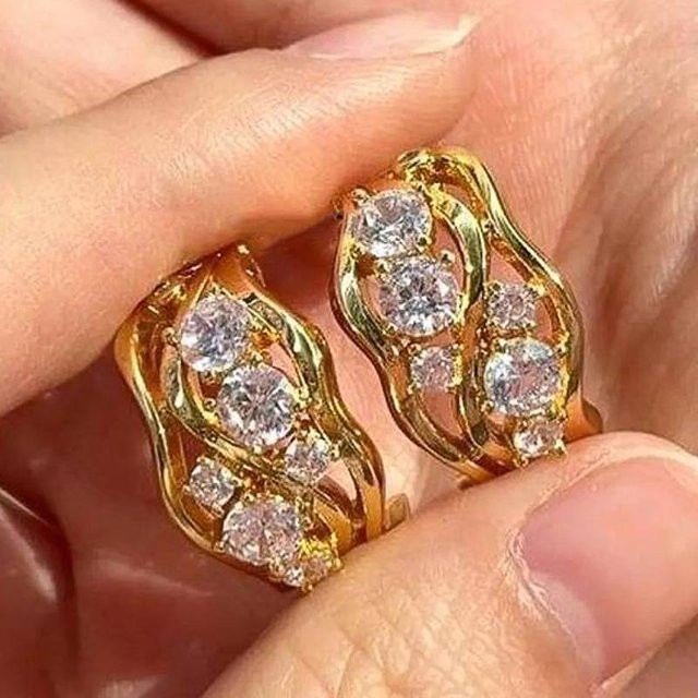 Huitan Noble Creolen, Gold, Zirkonia, Damen - Bild 1