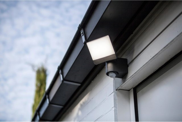 Lutec LED-Strahler Sunshine Floodlight mit Bewegungssensor und schwenkbarem Kopf in Anthrazit - Bild 1