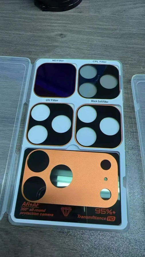 4er-Set magnetische Kameraobjektivschutz-Filter für iPhone 17 Pro und iPhone 17 Pro Max mit AR+AF Beschichtung und Blendschutz in Silber - Bild 4