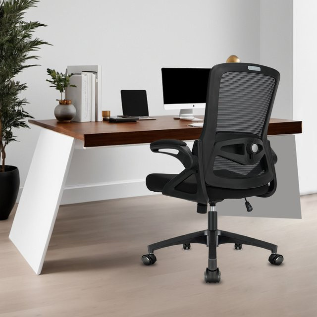 Milacyee Ergonomischer Bürostuhl in Schwarz mit klappbaren Armlehnen, Lendenwirbelstütze und Höhenverstellung - Bild 1