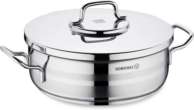 Korkmaz Astra2 Low Casserole aus Edelstahl mit Deckel, Silber, Durchmesser: 26 cm, Höhe: 8,5 cm, Volumen: 4,5 l - Bild 1