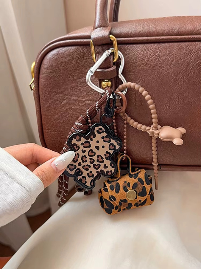 Yogodlns Rucksack-Anhänger, Leder, Zitronenblume, Leopardenmuster, kleiner Bär, Regenbogen-Dekoration, Schlüsselanhänger - Bild 6