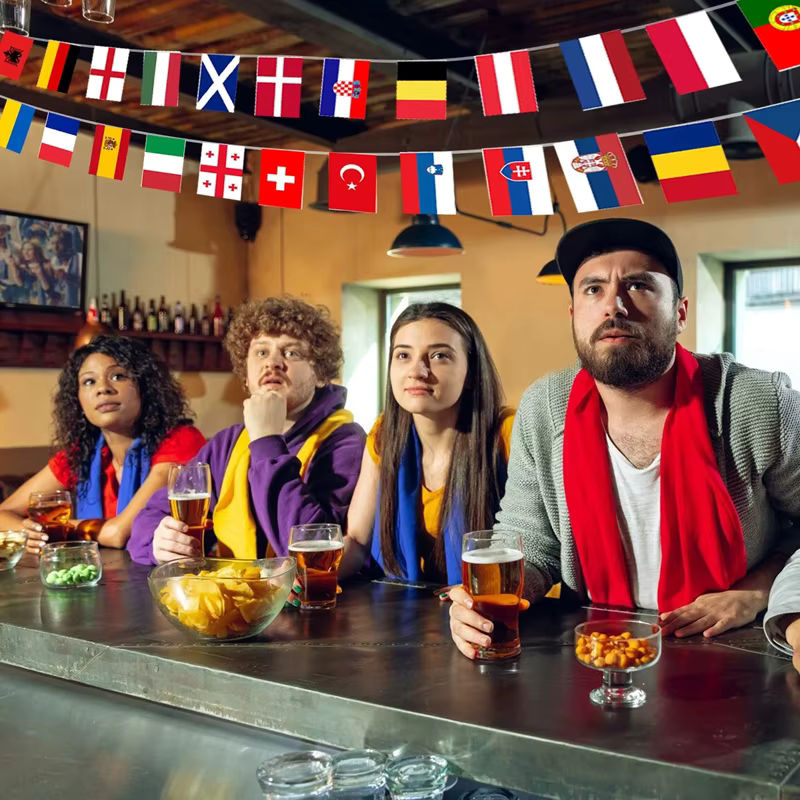 24-teiliges Set Fußball-Wimpelketten mit Nationalflaggen der europäischen Teams, mehrfarbig, Textil-Dekoration für Club und Bar - Bild 3