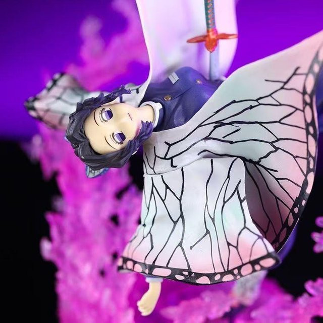 ANIPLEX Kimetsu no Yaiba Shinobu Kocho Figur PVC 20cm ab 14 Jahren - Bild 1