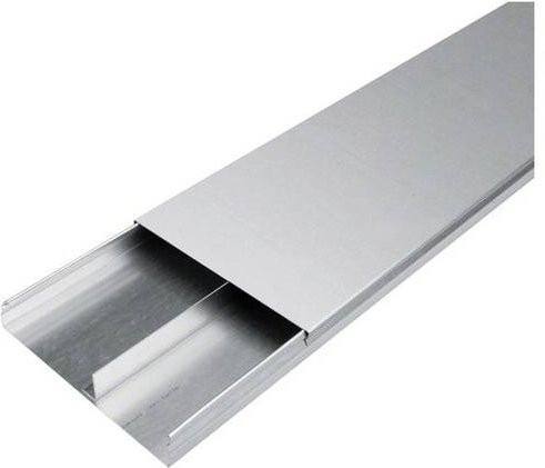 Hager Elektro-Sockelleistensystem UK240382 in Silber, Länge: 200 cm - Bild 1