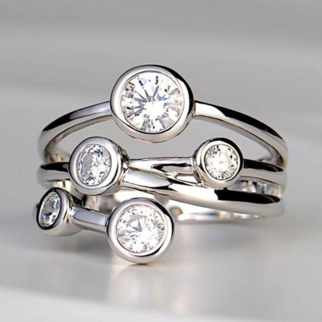 Huitan Ring, silberfarben, Zirkonia, Damen - Bild 1