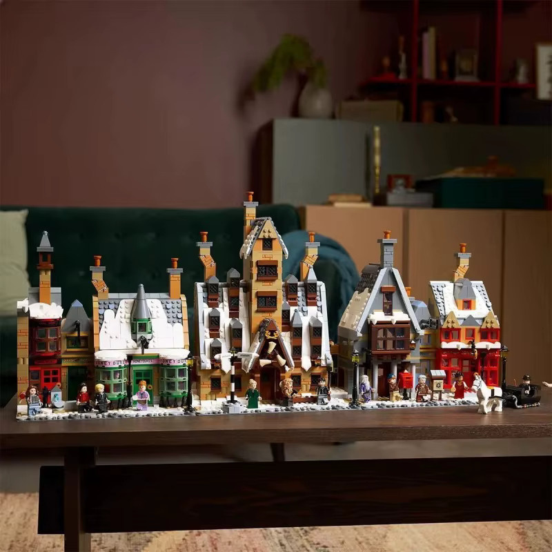 Potdemiel Hogsmeade Winterdorf Straßenansicht, Bausteine, 3.228 Teile - Bild 2