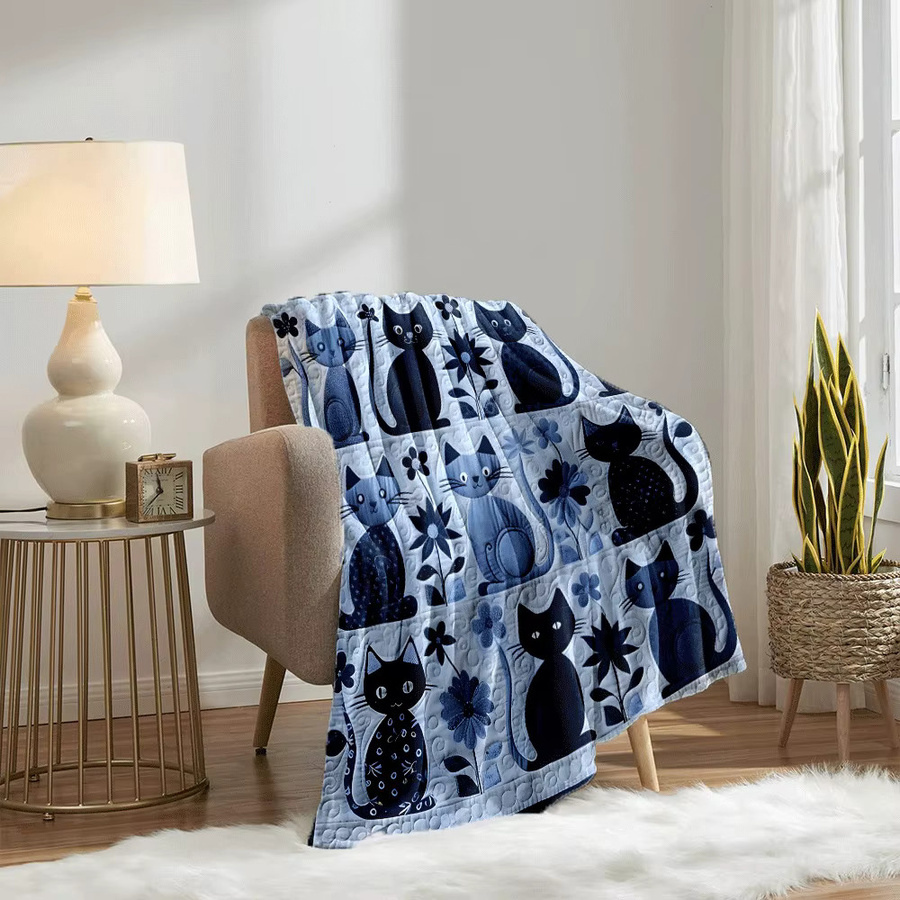 VIKAMA Patchwork-Flanell-Decke mit blauem Katzen-Motiv und floralem Design - Bild 2